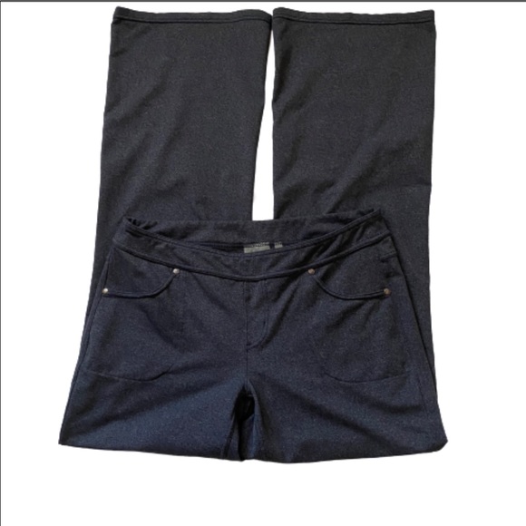 Athleta Pants - Athleta Bettona Classic pant